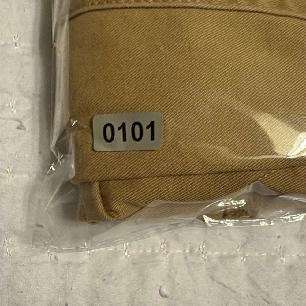 Talbots Women's Khaki Cargo Shorts, Size 12, NWT, - Picture 8 of 8
